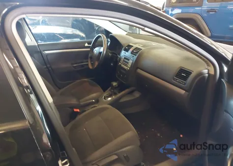 2009 Volkswagen Jetta 2.5L S z USA, uszkodzony, nr VIN 3VWKM71K19M308548